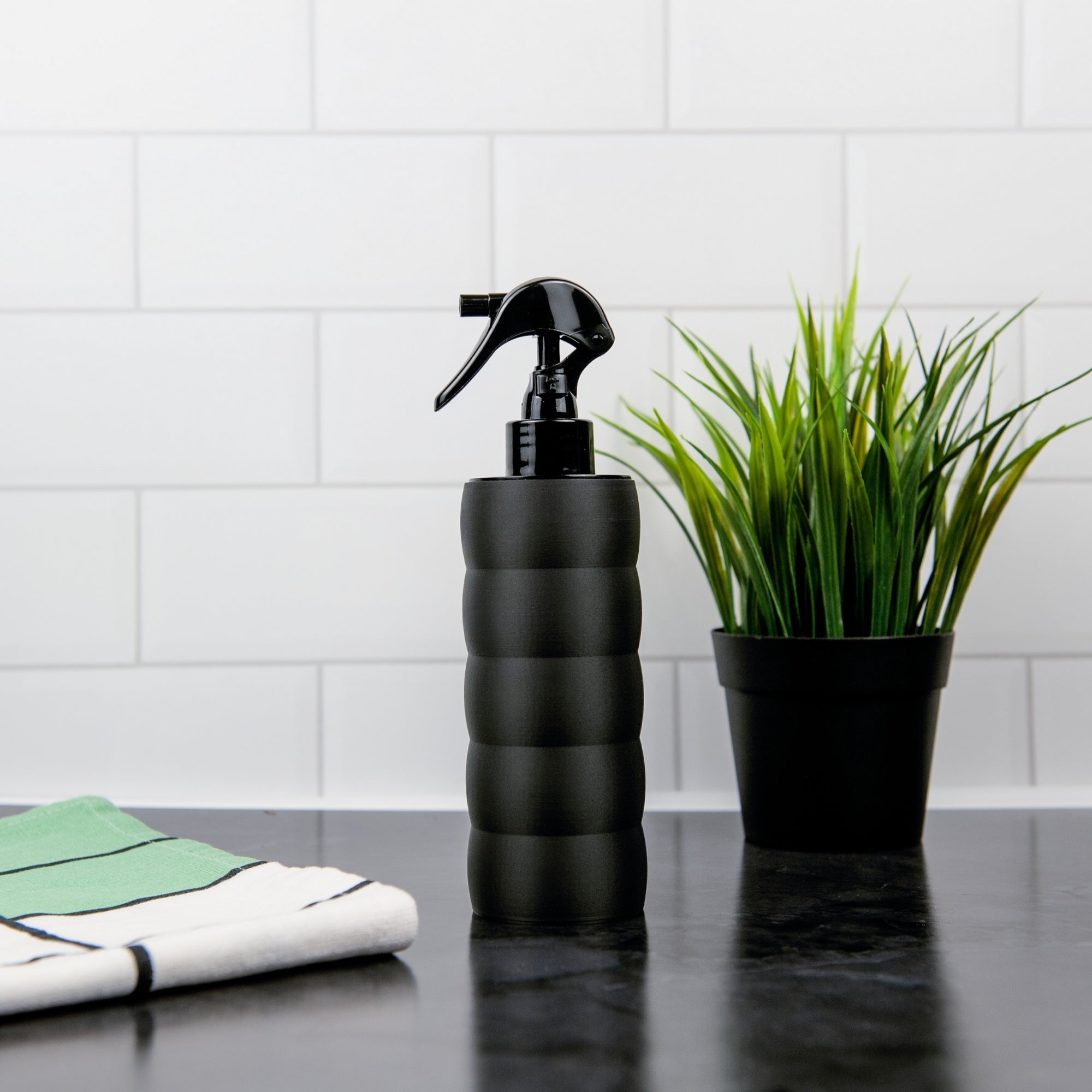 Matte Spray Bottle Modern Design – 5 oz counter top bottle (Black, Cream or Blue Marble)